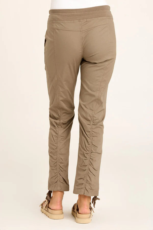 Jules Pant in Truffle XCVI