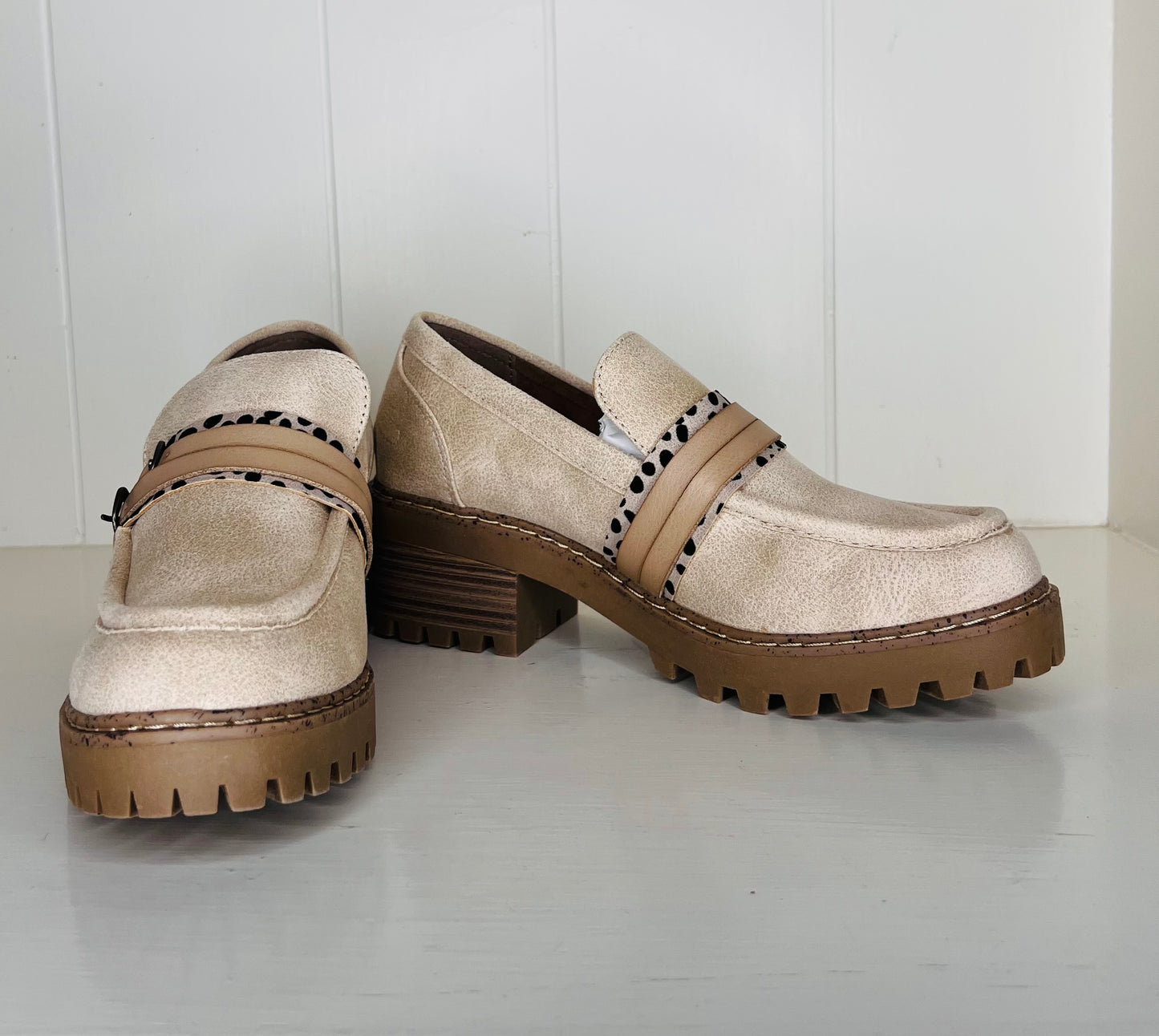 Women's Blowfish  Malibu Loafer -  Lahtay